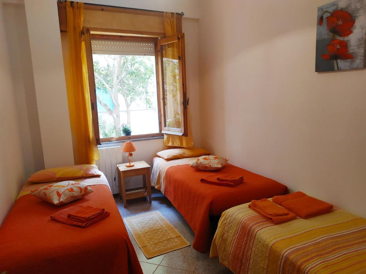 Appartamento A 50 Mt Dal Mare Cala Gonone Ngoại thất bức ảnh